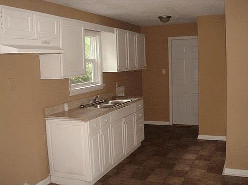 5th image of 3913 Barnor Dr