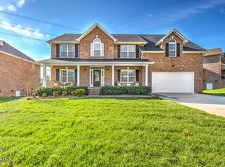 8500 Coral Sand Ln, Knoxville, TN 37938