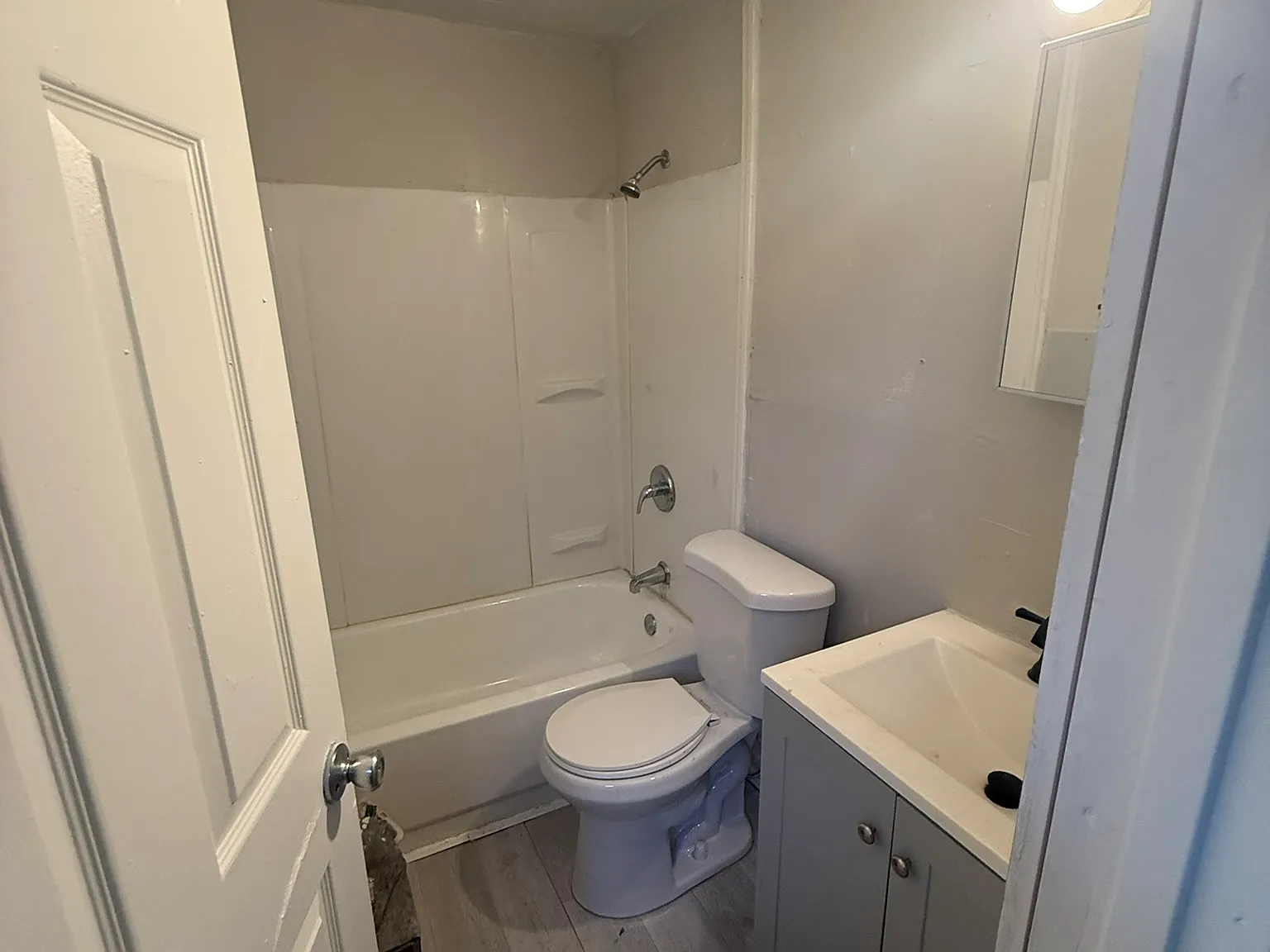 1 bed, 725 sqft, $775 — Photo 4