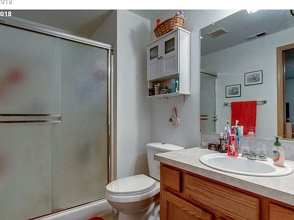 3rd image of 8511 NE 145th Ave
