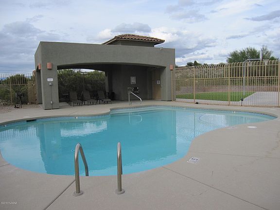 4th image of 10442 S Cutting Horse Dr