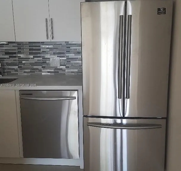 8290 Lake Dr #209 — Photo 3
