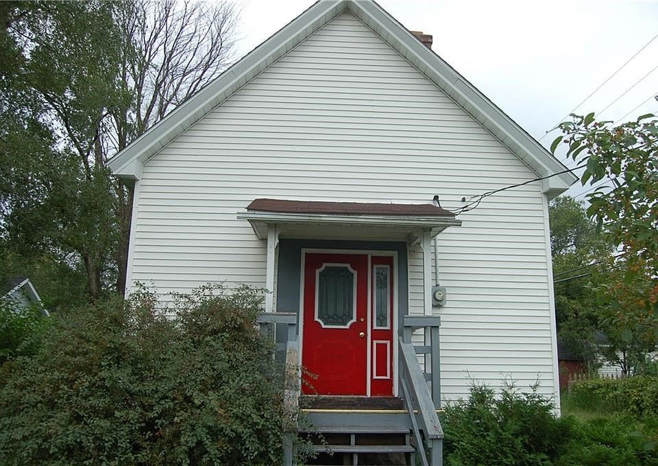 1st image of 320 1st Street W #1