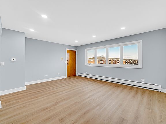 5th image of 6555 W Belmont Ave APT 3C