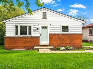 29071 Annapolis Rd, Westland, MI 48186
