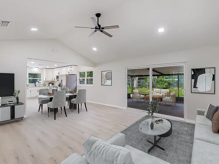 1650 Leach Cir — Photo 29