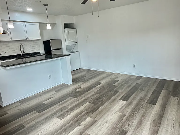 2301 Basil Dr #F303 — Photo 4