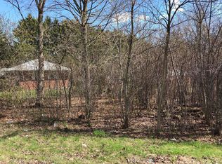 Bankers Rd, Racine, WI 53403