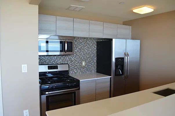 Sold by Carolyn C Redmond, LREB | media 11
