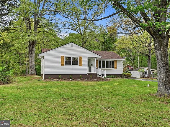3rd image of 137 Maloney Rd