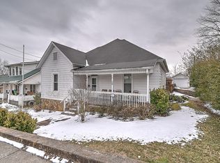 1605 W Mary St, Bristol, VA 24201