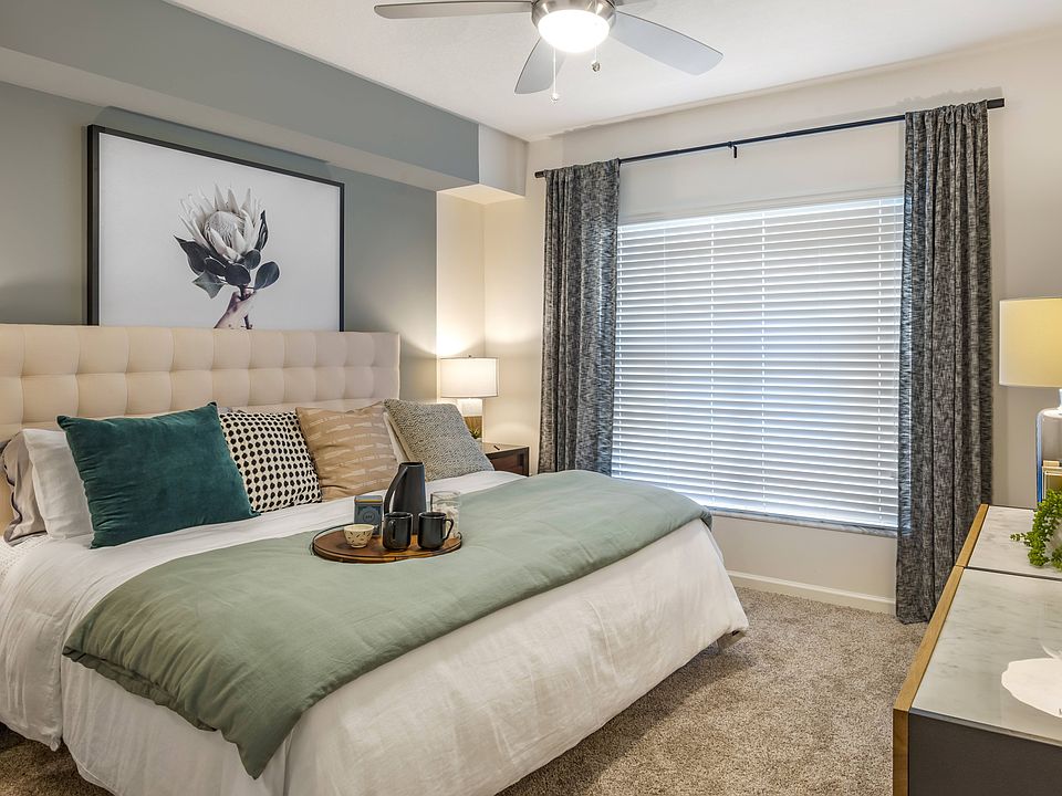 Bell Pembroke Pines 16700 Sheridan St Pembroke Pines FL Zillow