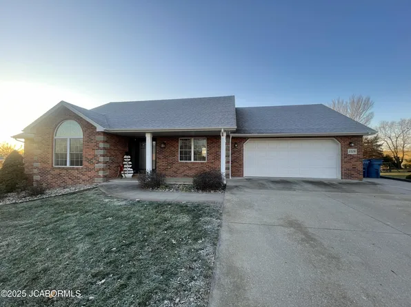 1518 Grandvalley Dr, Jefferson City, MO 65101