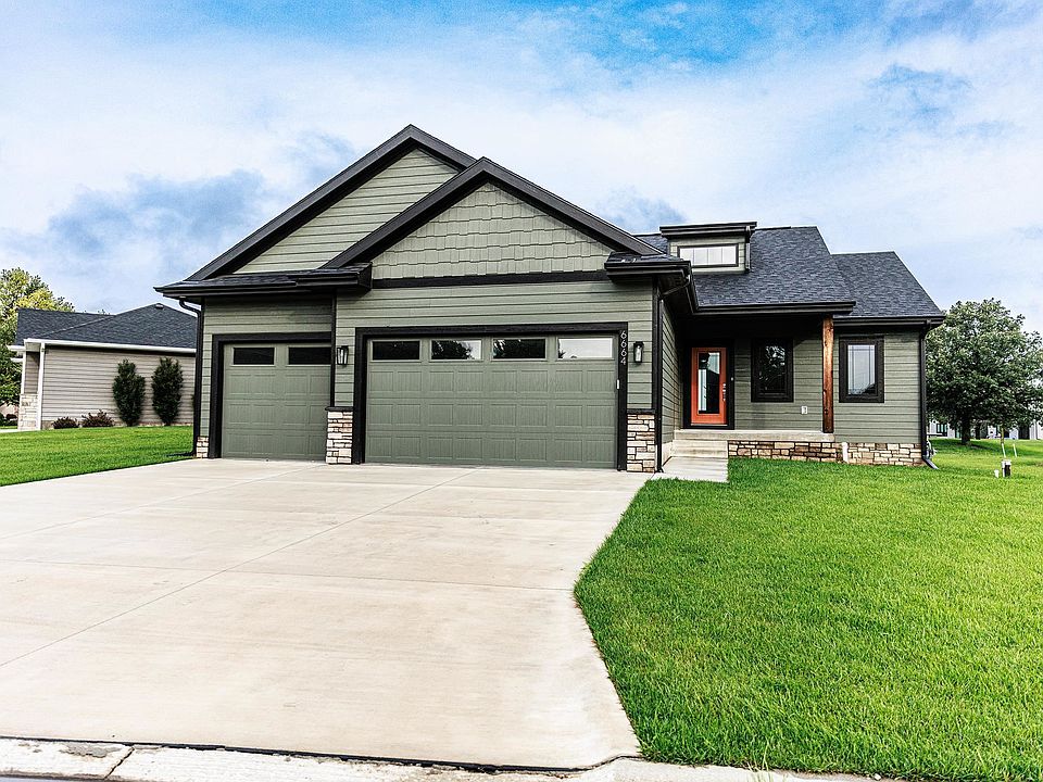 1st image of 6664 Shadow Ridge Pl