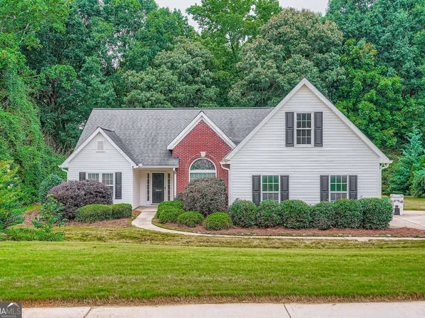 4642 Devencrest Ln, Buford, GA 30519