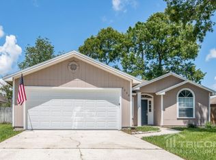 8008 Macinnes Dr, Jacksonville, FL 32244