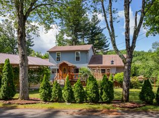 18 Buckingham Dr, Southwick, MA 01077