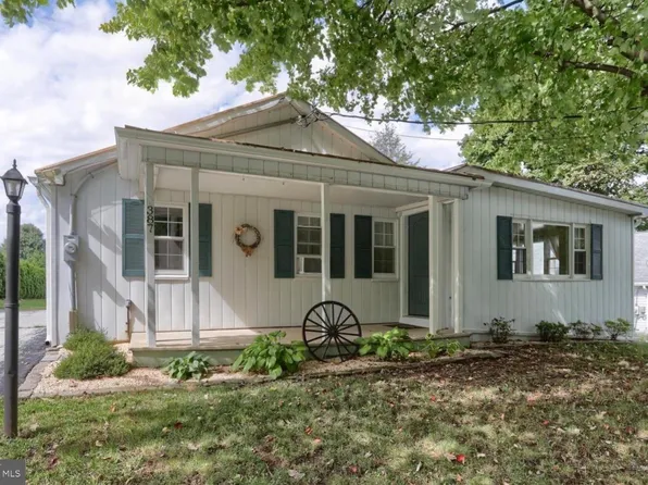 387 Mountville Dr, Lebanon, PA 17046