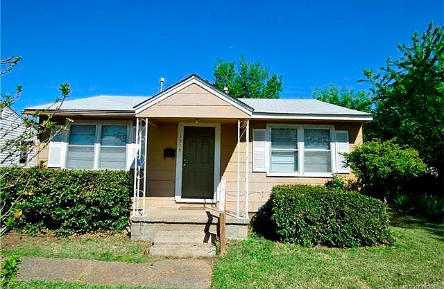 1st image of 1517 N Maplewood Ave
