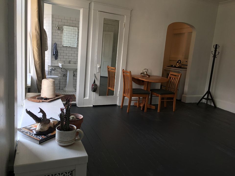 1st image of 705 Fountain Sq APT 5