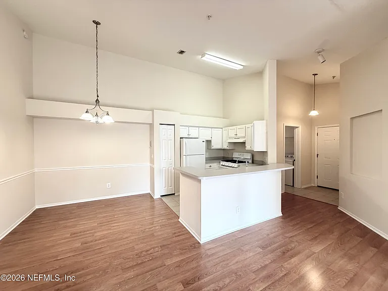 13810 Sutton Park Dr #320 — Photo 8