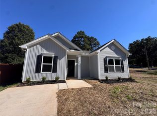 1106 Montcalm St, Charlotte, NC 28208
