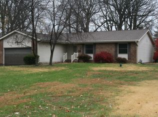 20 Timber Ln, Forsyth, IL 62535