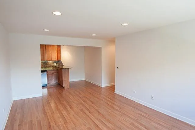 5348 N Cumberland Ave #410 — Photo 5