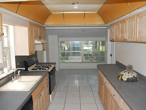 5th image of 8409 Land O Lakes Blvd