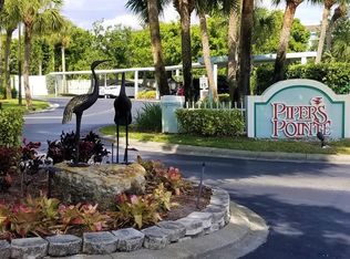 121 Wading Bird Cir APT 103, Naples, FL 34110