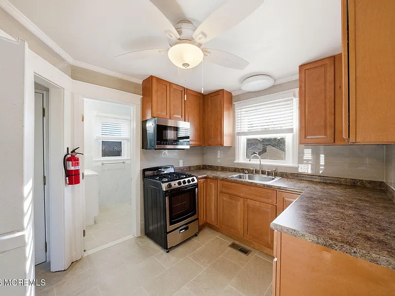 11 Gladney Ave — Photo 2