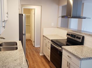 11108 NE 68th St APT 425, Kirkland, WA 98033