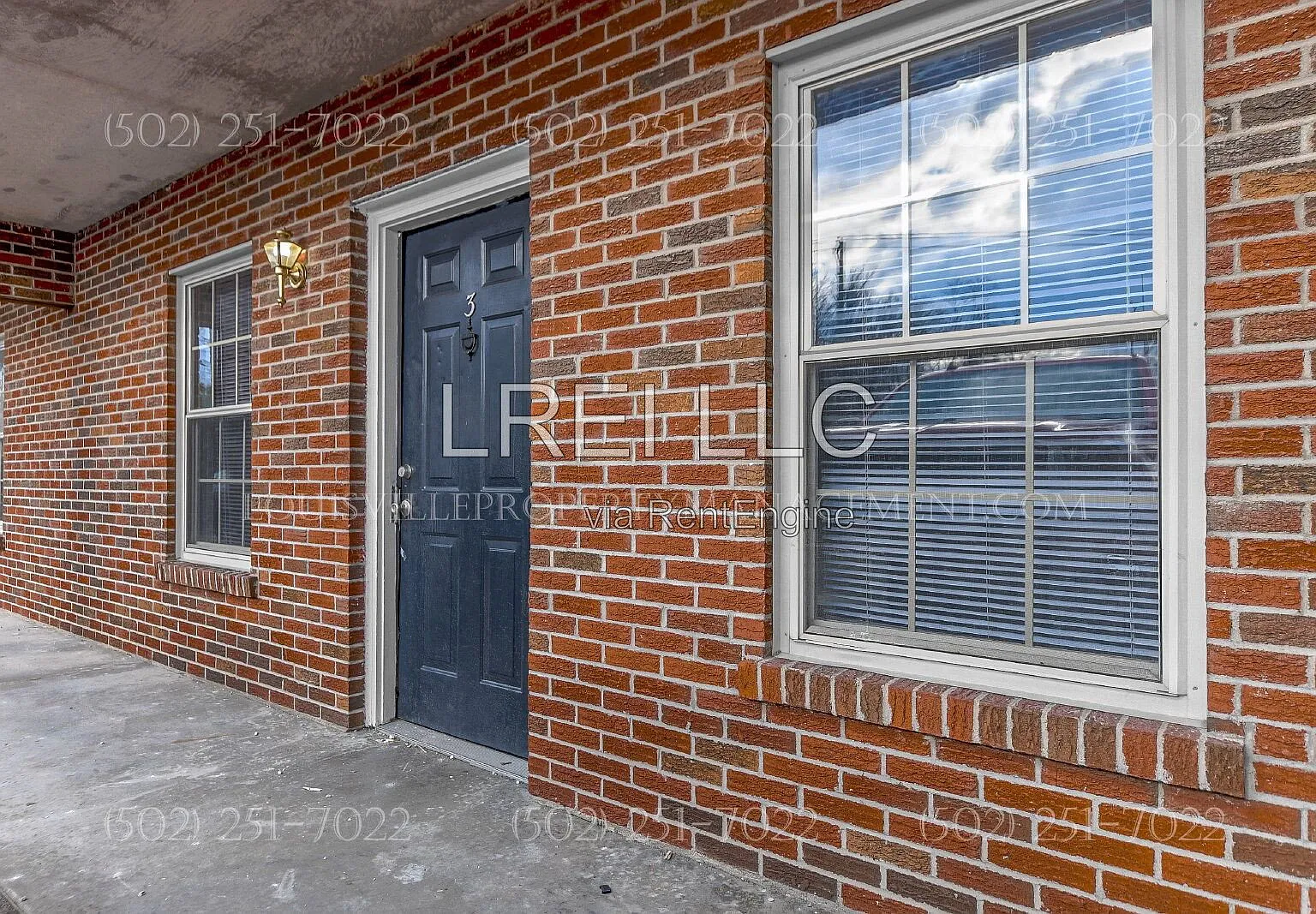 1 bed, 1.0 bath, 500 sqft, $825 — Photo 2