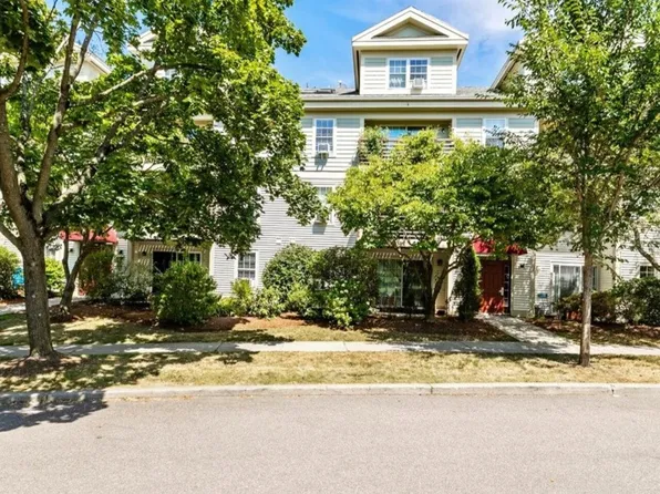 5 Hildred Drive, Burlington, VT 05401