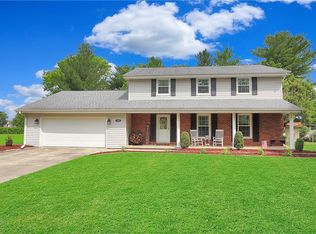 1605 Westgate Ln, Mattoon, IL 61938