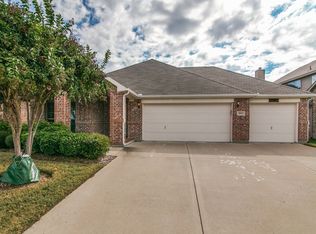 924 Silktree Dr, Fate, TX 75087