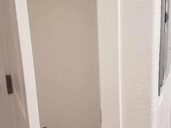 3rd image of 2432 Larkspur Ln APT 284