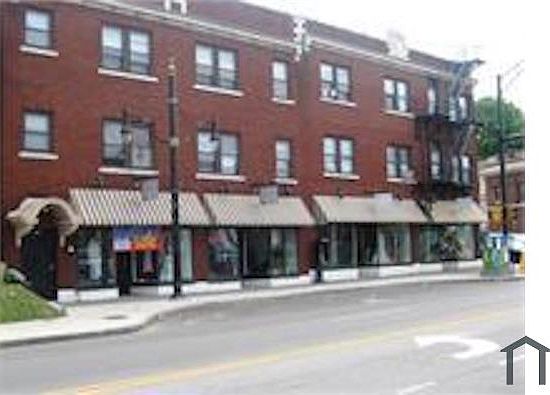 3rd image of 599 W Main St