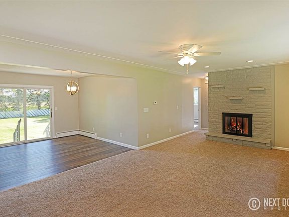Large living room with new carpet