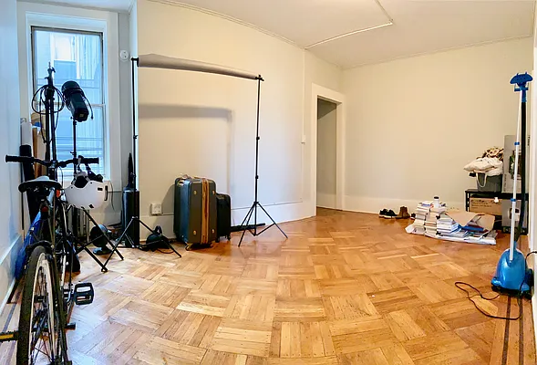 Rented by Zjama Realty Corp | media 3