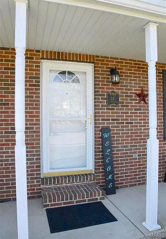 3 bed, 4.0 bath, 2116 sqft, $2,650 — Photo 4