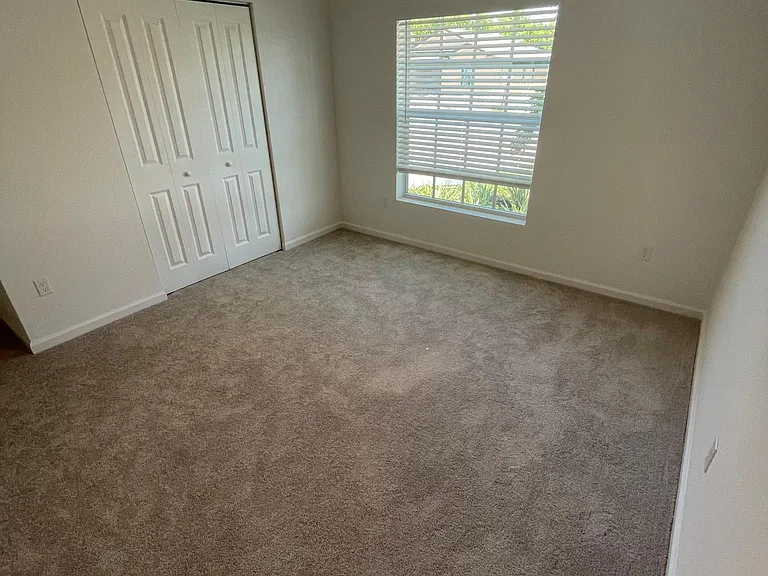 749 Worlington Ln — Photo 27