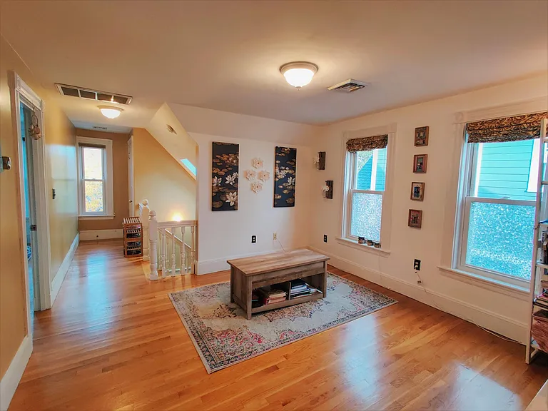 14 Edison Grn #3 — Photo 10