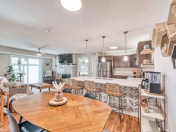 5th image of 4837 86th St APT 10