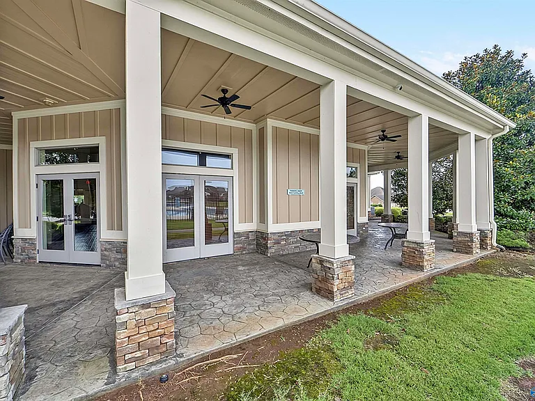 114 Hudson River Dr — Photo 41