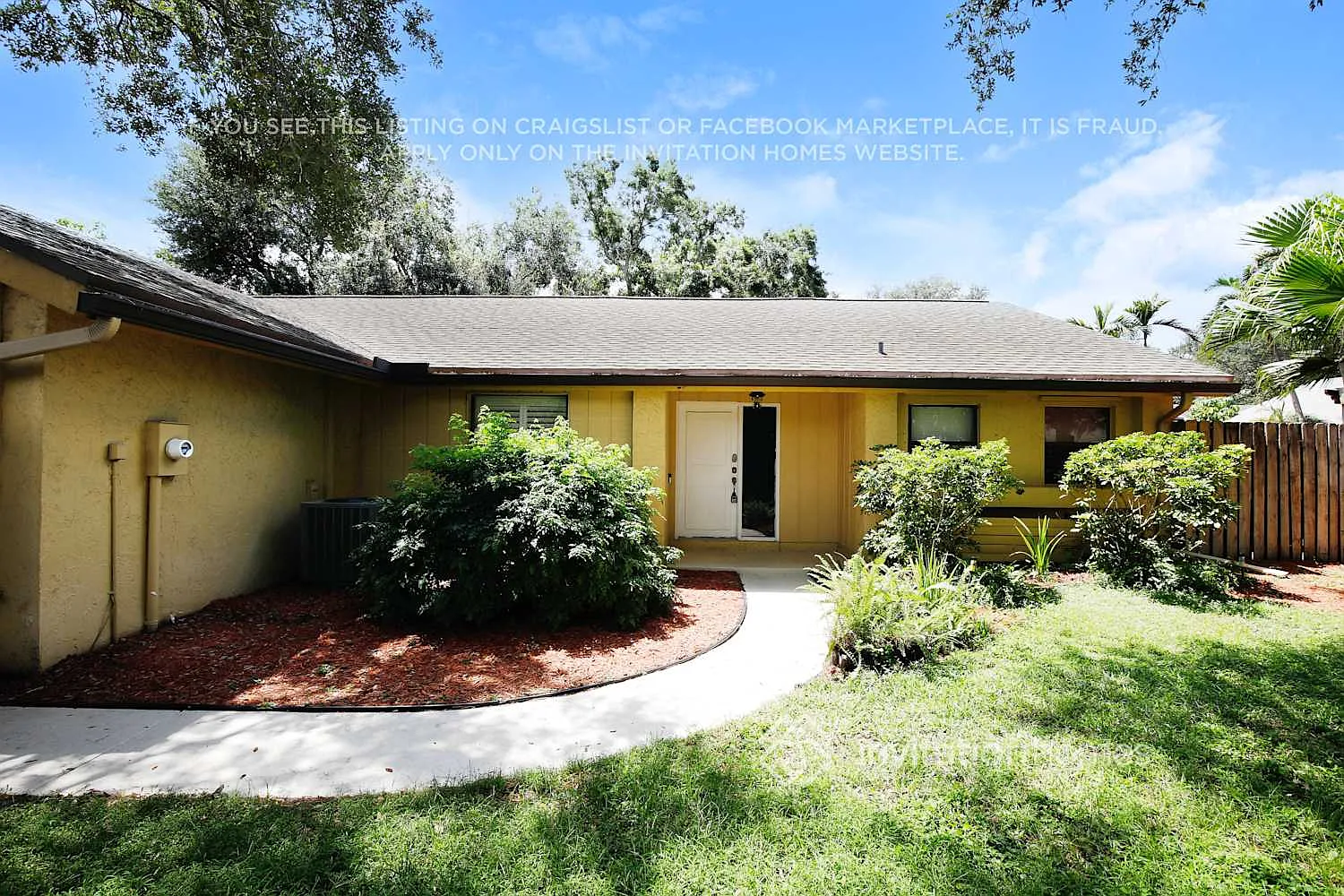 39 Forest Cir Hollywood, FL 33026 — Photo 4