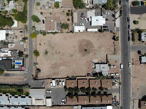 2nd image of 2110 N 26th Pl