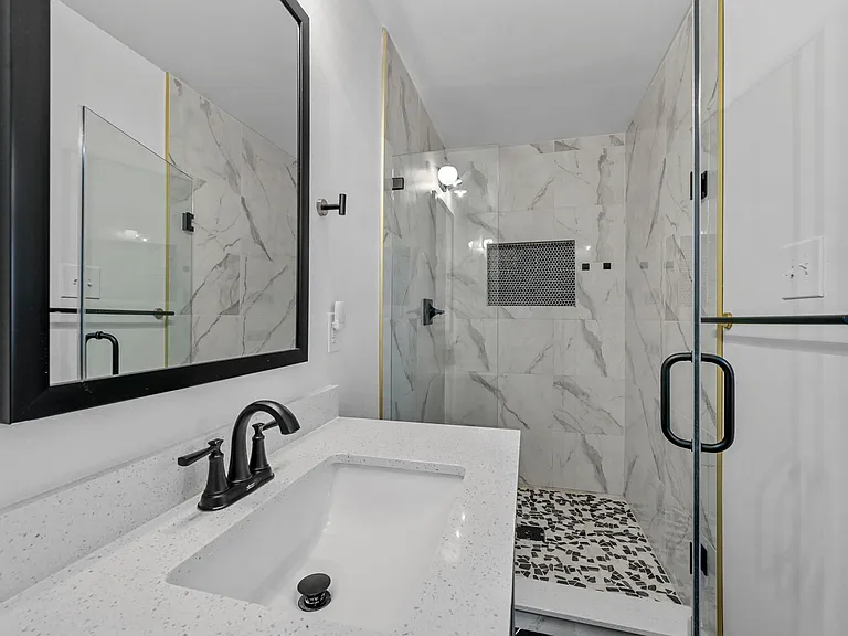 9806 Parkford Dr — Photo 14