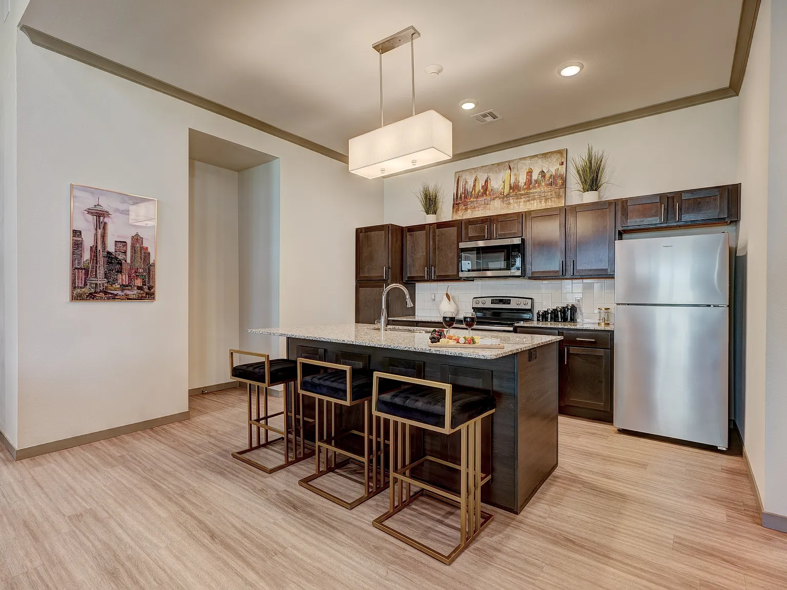 35 Degrees North Apartment Homes — Photo 1
