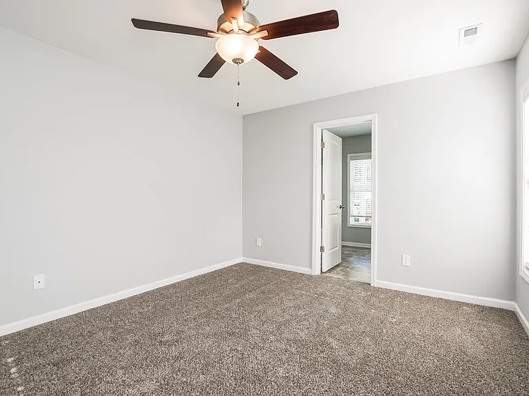 119 Oakdale Ave — Photo 9